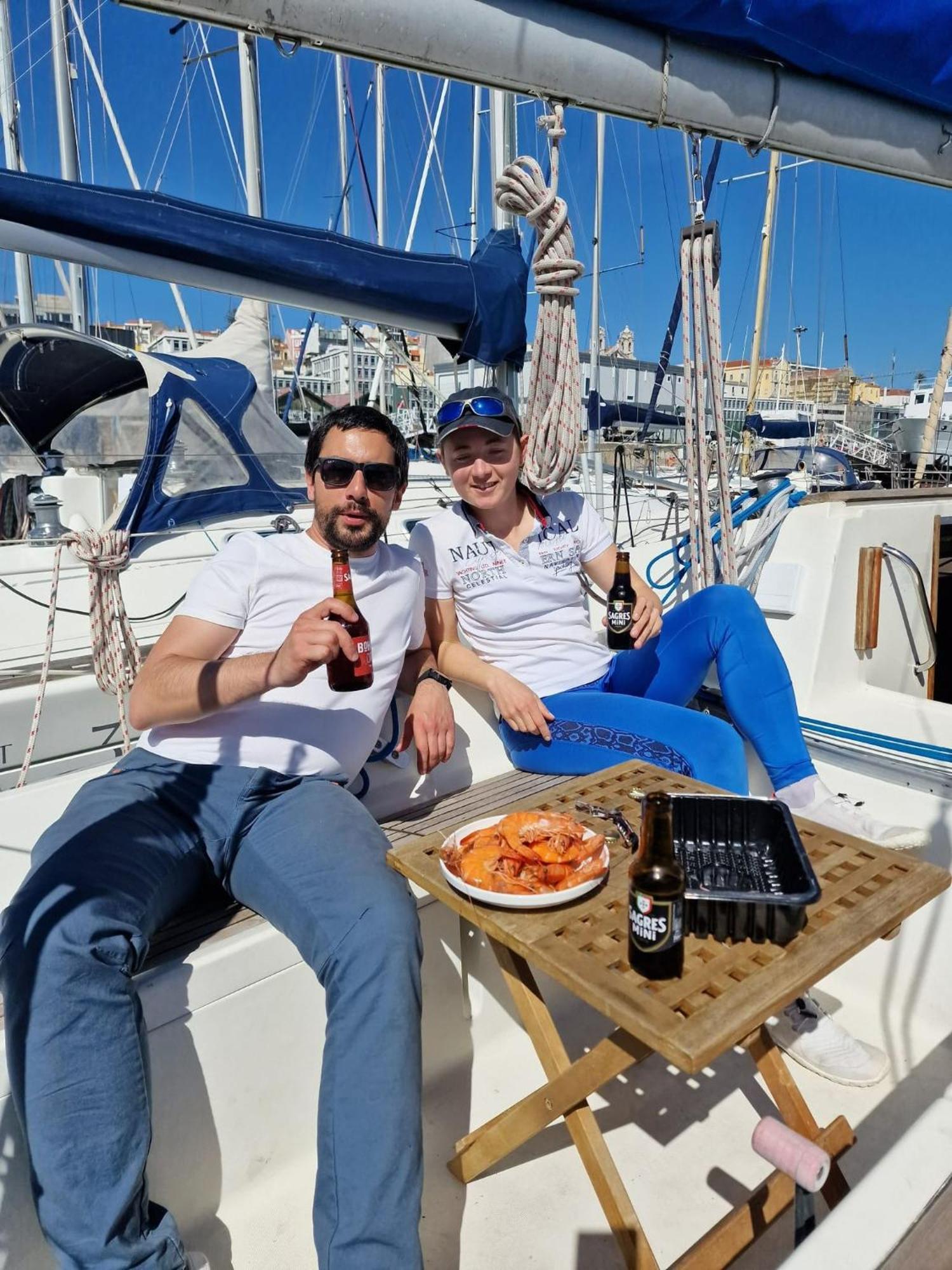 Be Local - Sleep Aboard The Santa Maria Sailing Boat In Lisbon Apartment Luaran gambar