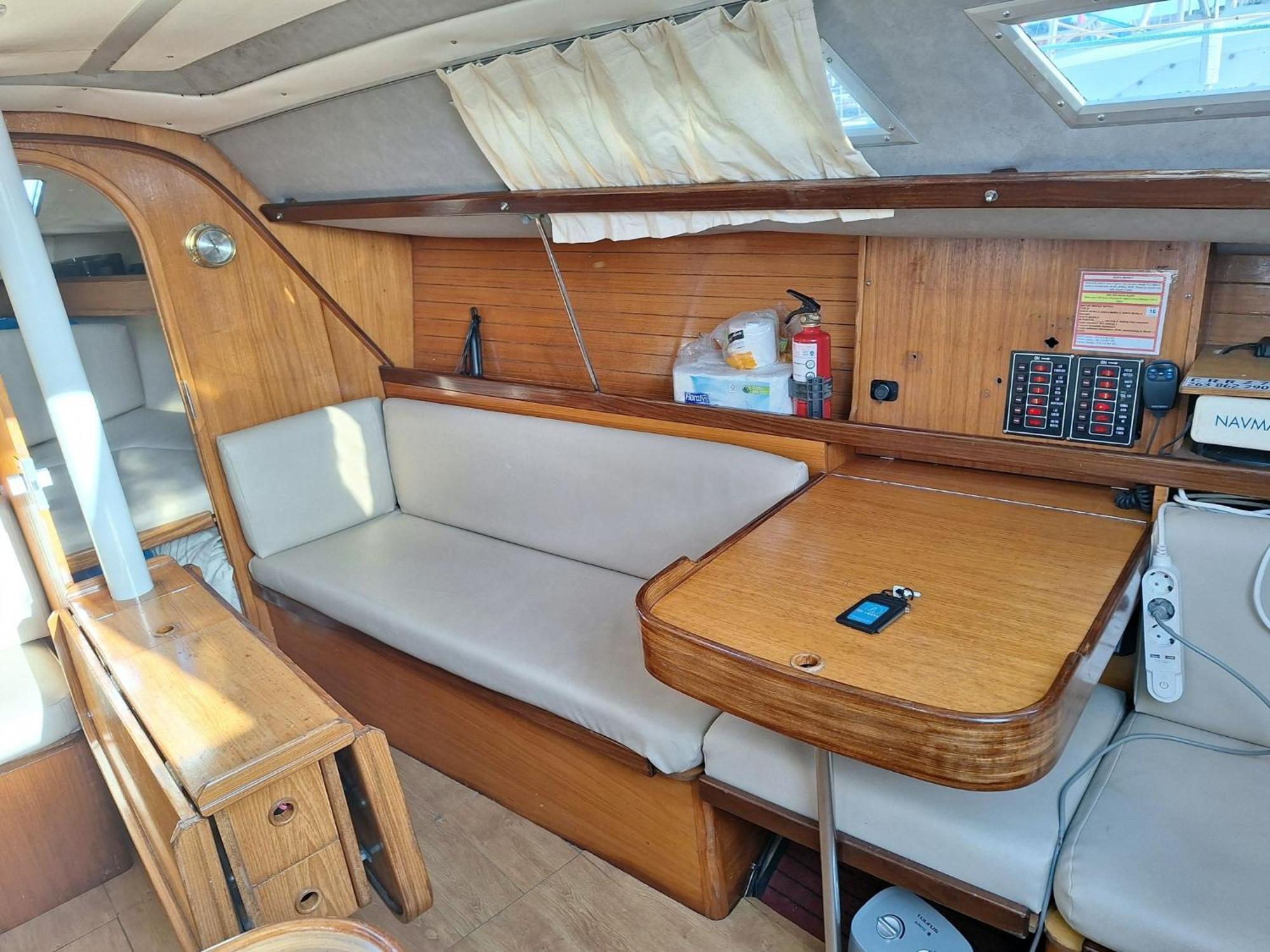 Be Local - Sleep Aboard The Santa Maria Sailing Boat In Lisbon Apartment Luaran gambar